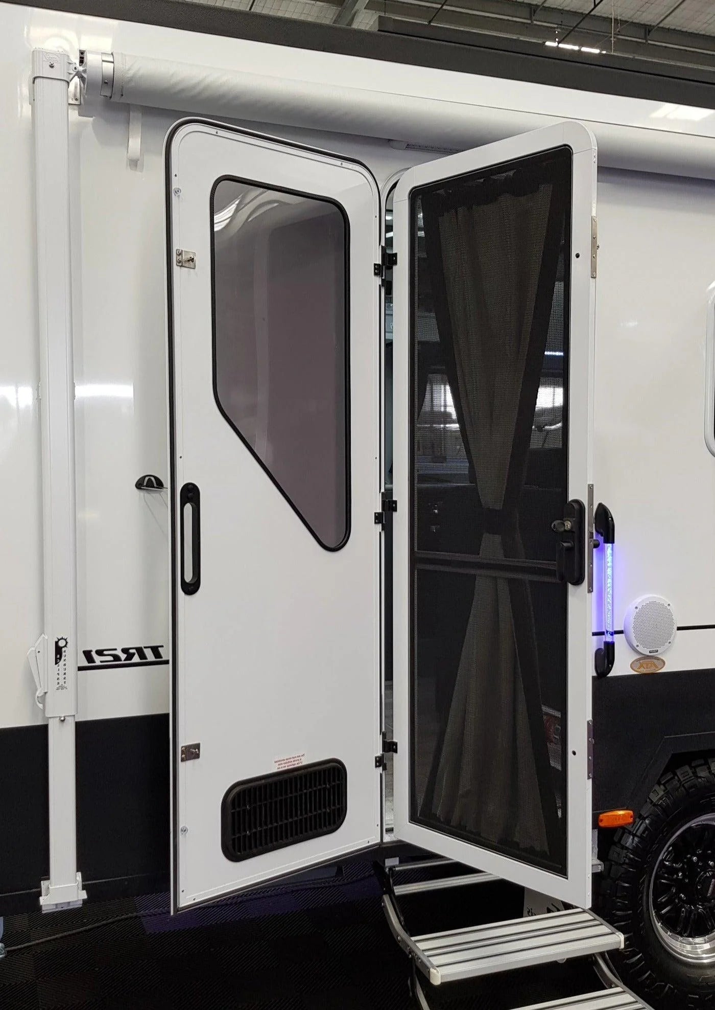 DC Caravan Door - Right Hand Hinge
