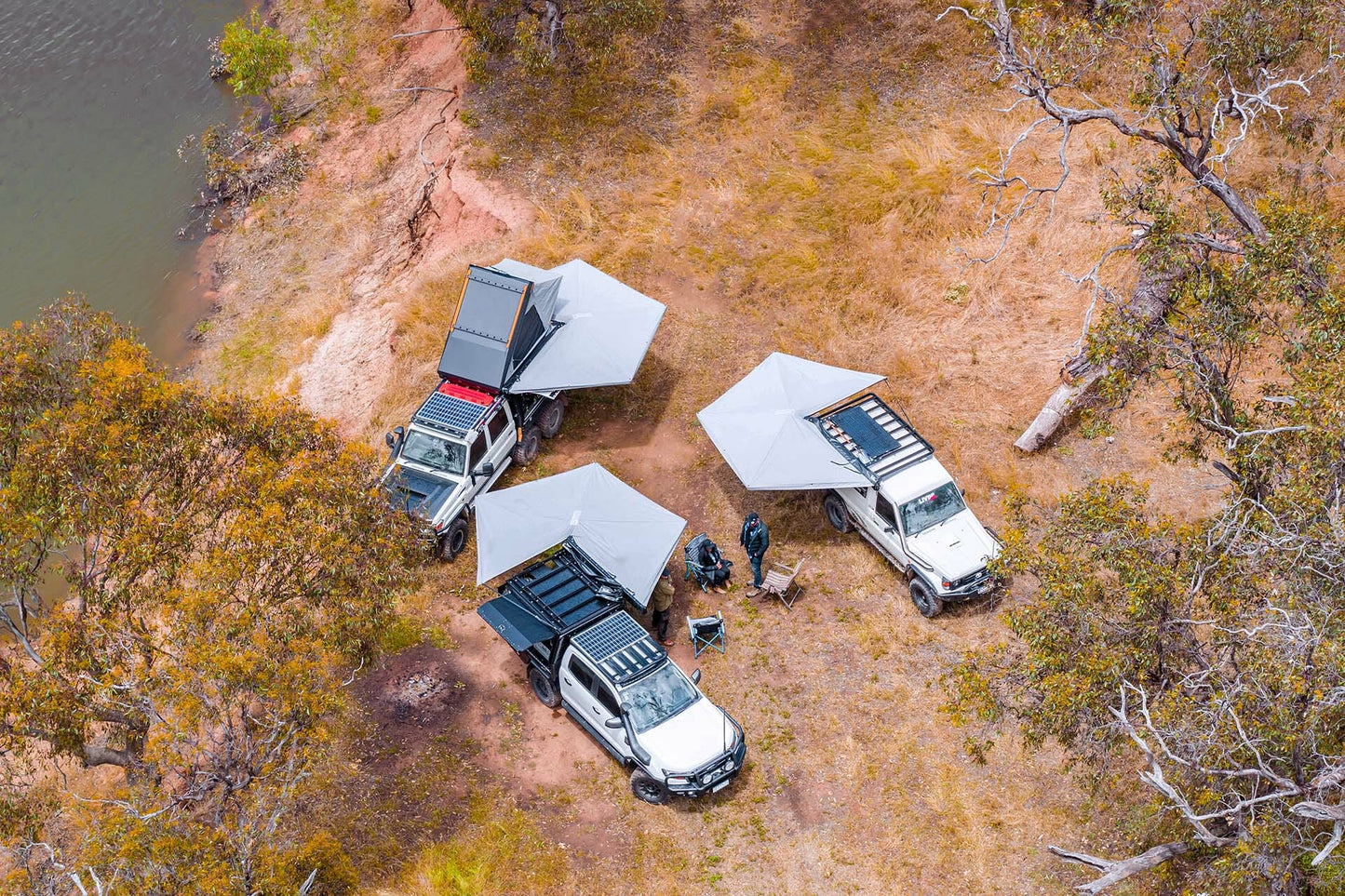 Boss 270 Awning