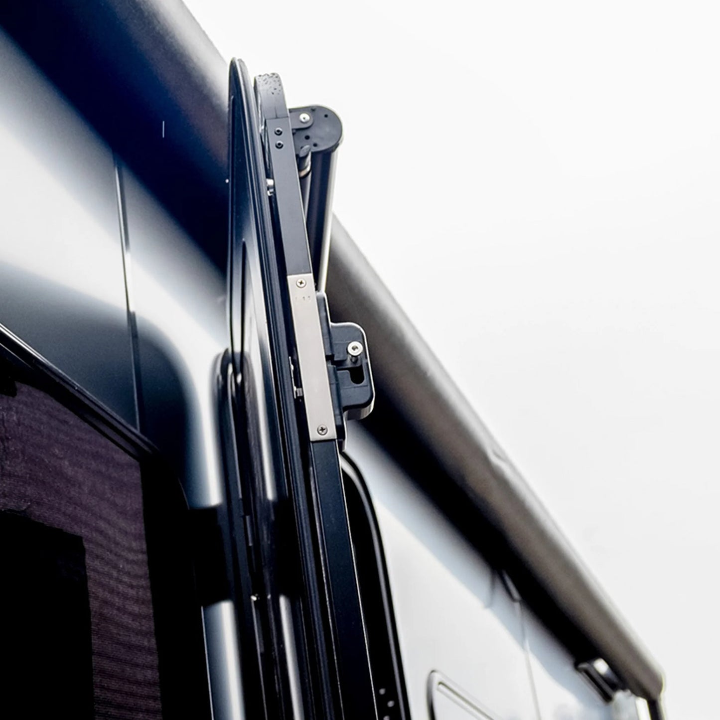 DC Caravan Door - Right Hand Hinge