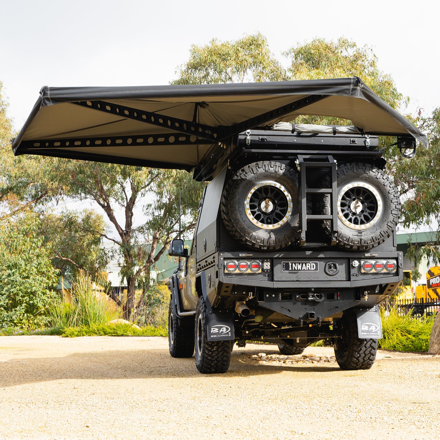 Boss 270 Awning