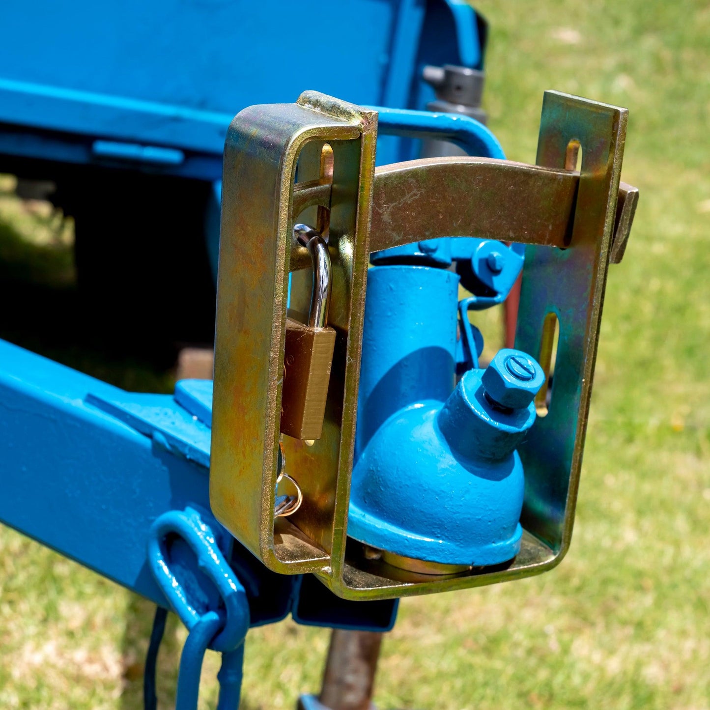 Trailer Hitch Lock