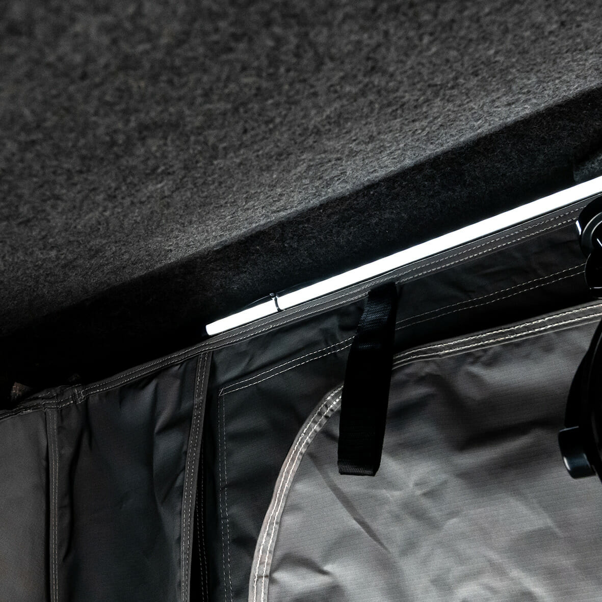 Boss RT1 Overlander Rooftop Tent