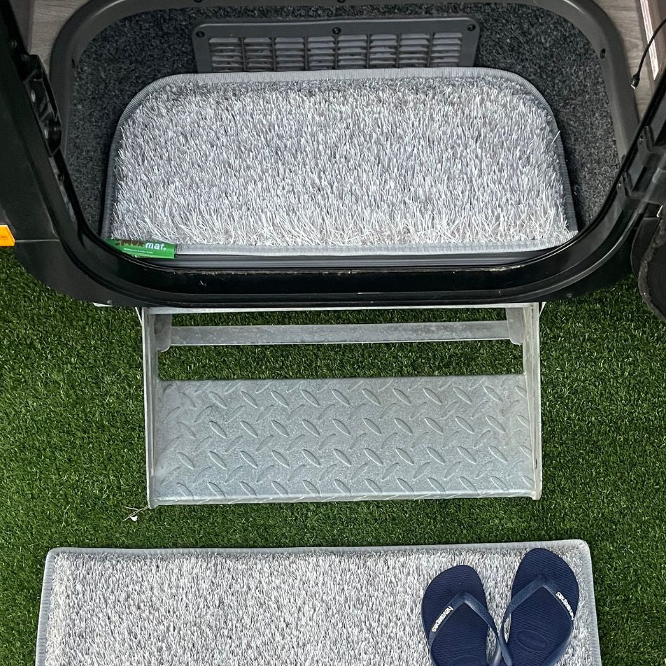 Muk Mat Rounded Step Extra Large - Light Grey 60 x 28cm
