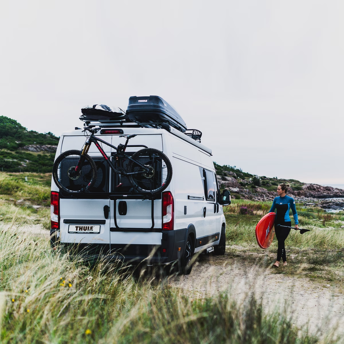 Thule Elite Van XT Bike Rack - Sprinter/Crafter Black