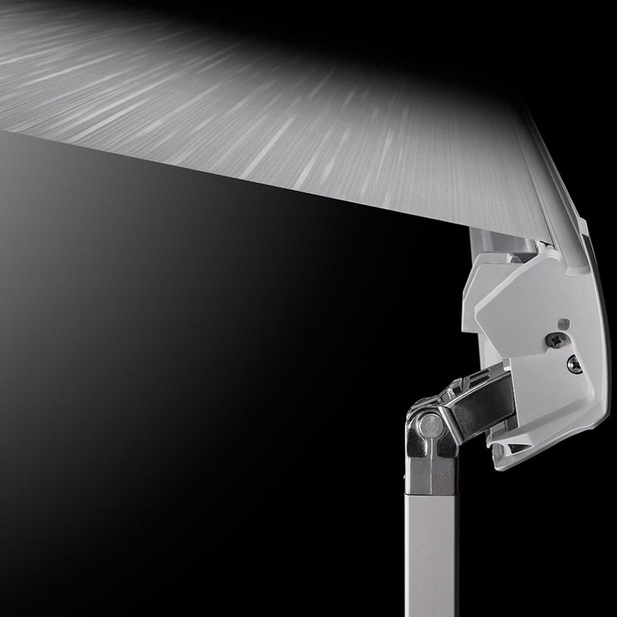 Thule 5200 Electric Awning