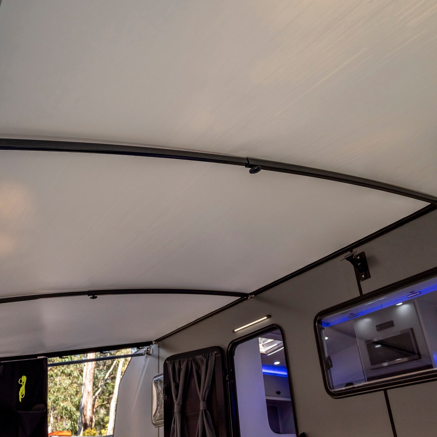 Curved Roof Rafter Bundle
