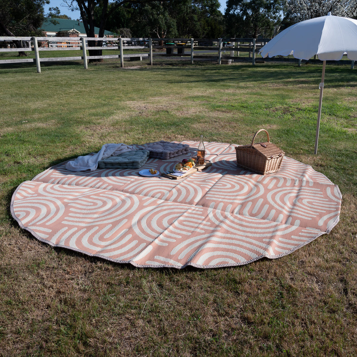 Outdoor Mat - Arches Round 3m x 3m