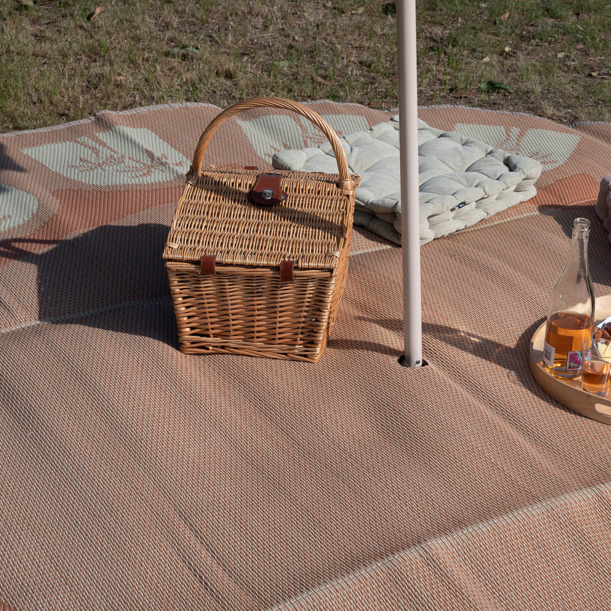 Outdoor Mat - Oasis Round 3m x 3m