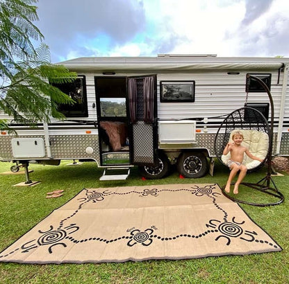 Tracks Mat 1.8m x 2.7m - Black/Fawn
