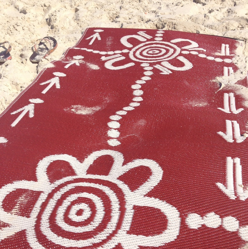 Emu & Kangaroo Tracks Mat 0.9m x 2.7m - Burgundy/White