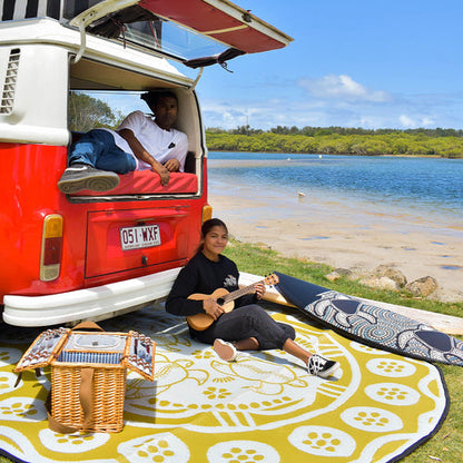 Turtle Season Mat 2.7m - Yellow/White