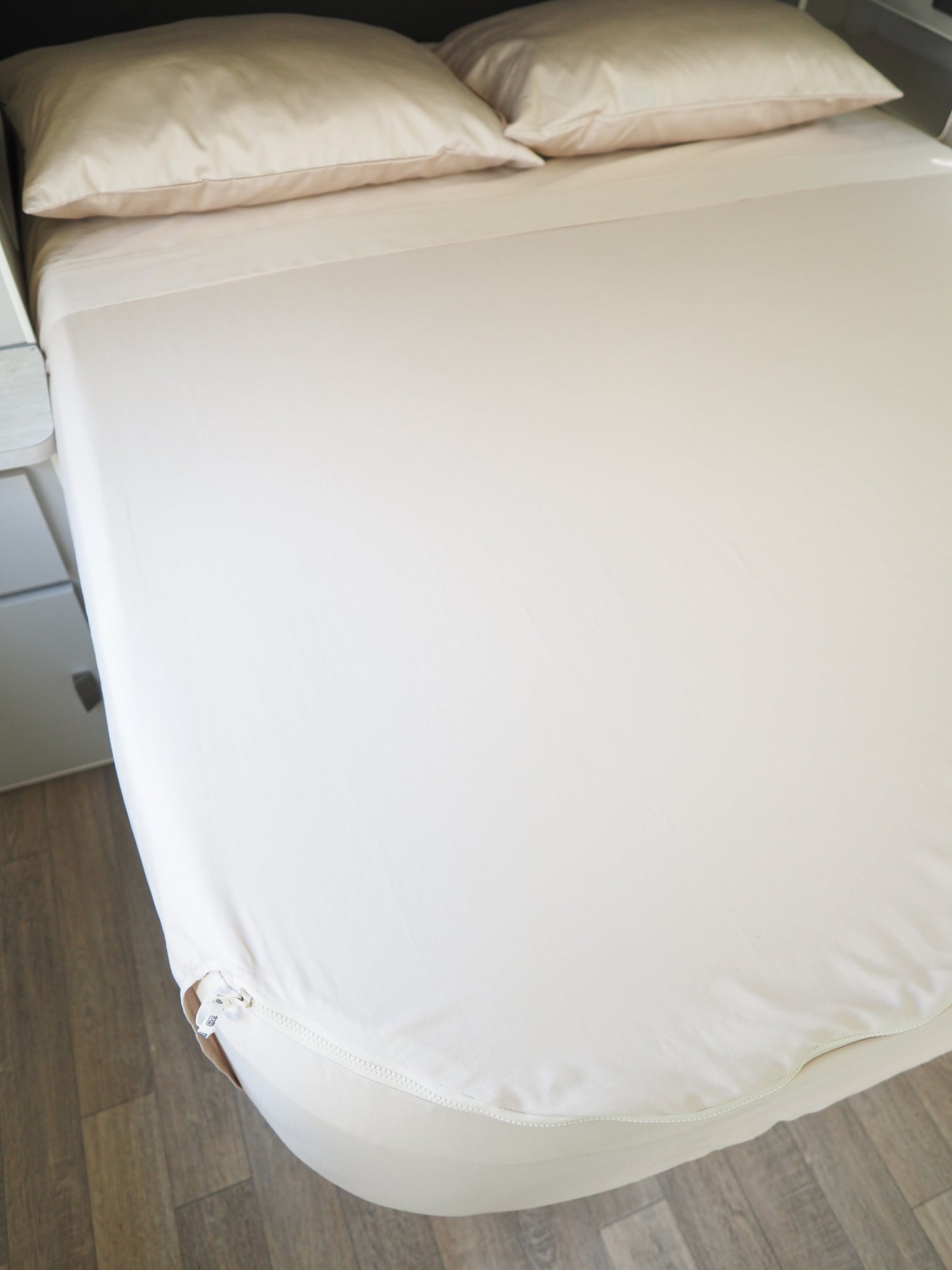 Roaming Caravan Queen Sheet Set