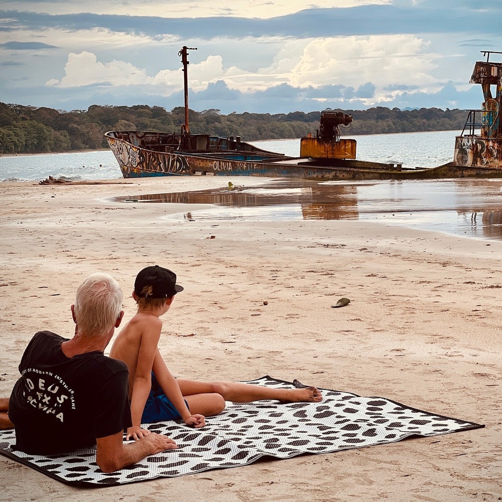 Spot On Mat 1.8m x 1.8m