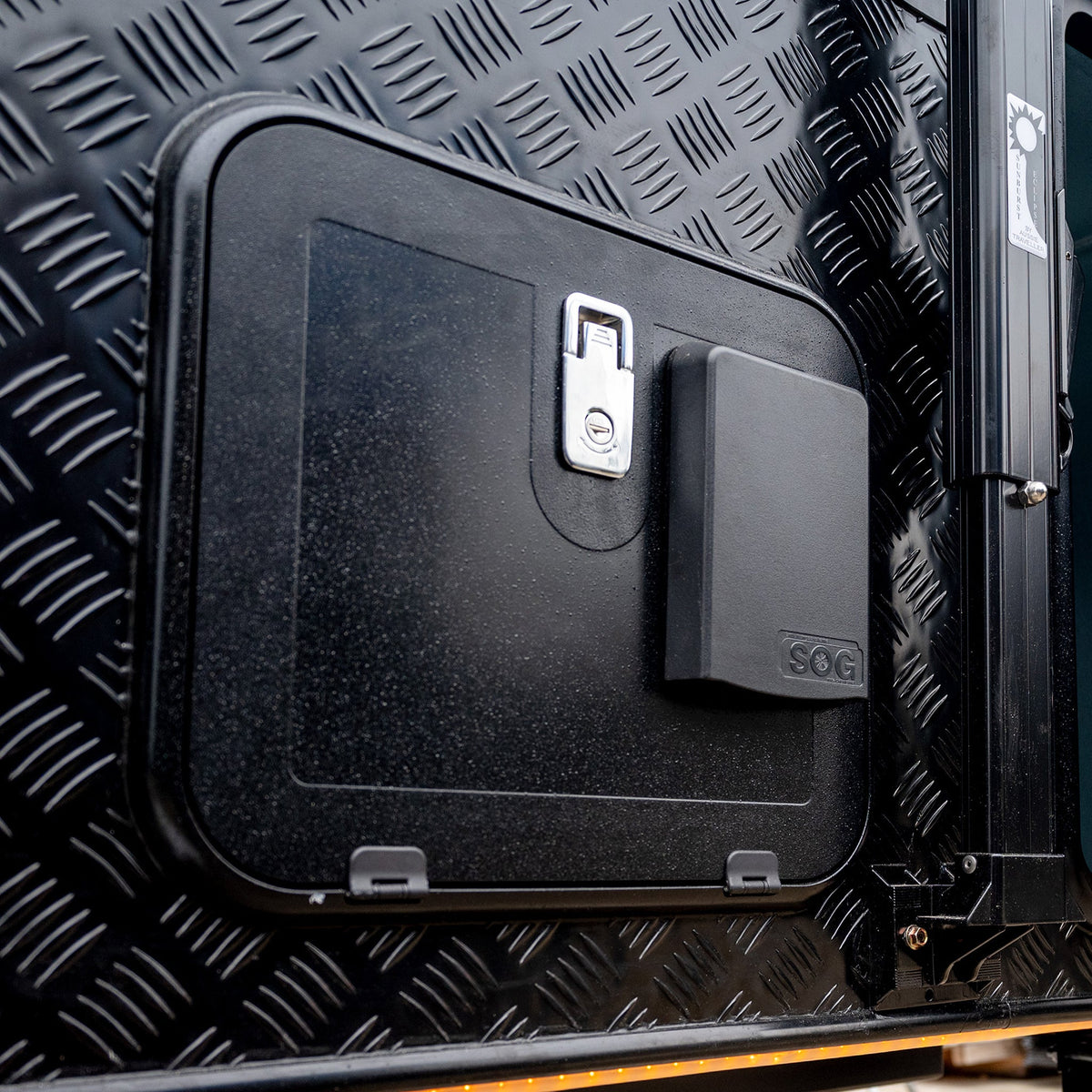 SOG Door Vent Model - Type F Thetford C250/C260