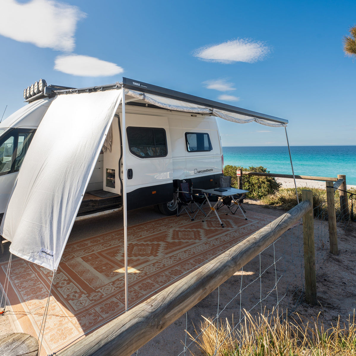 Thule 5200 Electric Awning
