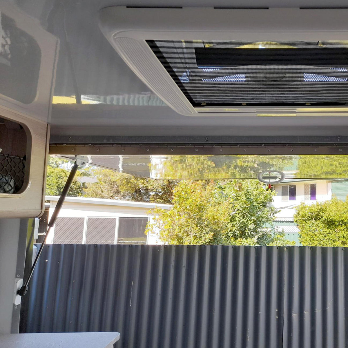 J-Pod Privacy Screen - For Models 2022 to Current