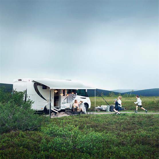 Thule 4200 Manual Awning